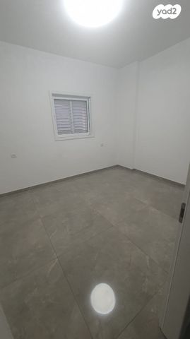 דירה, רות 2, הדר, רמת השרון