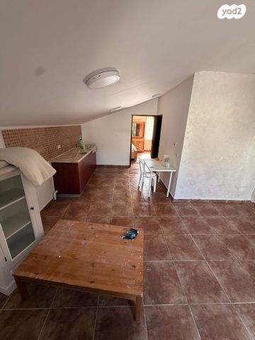 יחידת דיור, יסמין 7, מורד ההר, שלומי