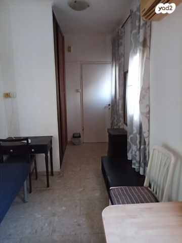 דירה, תפארת בנים 3, מרכז העיר דרום, נתניה