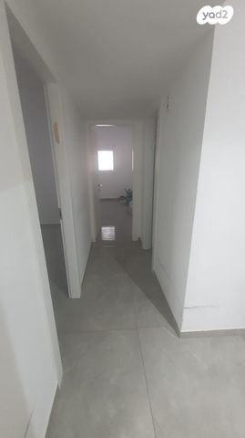 דירה, רות 2, הדר, רמת השרון