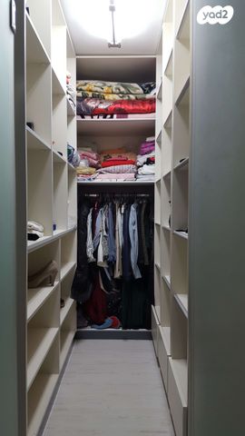 דירת גן, אסף שמחוני 21, אחדות, פתח תקווה