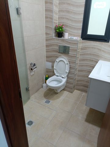 דירת גן, כזיב 42, סביונים, מעלות תרשיחא