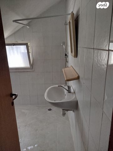 יחידת דיור, חצור 2, הדר, כרמיאל