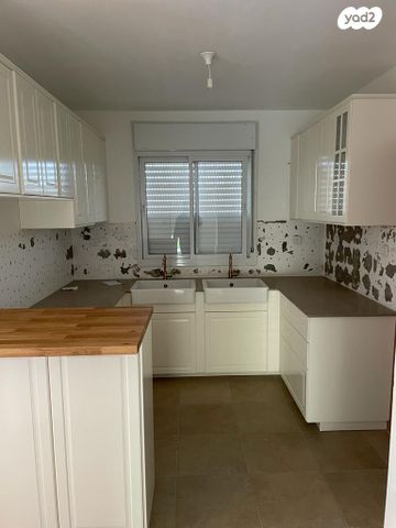 דירת גן, יונה בן אמיתי 27, רמת אבי עזרי / רמת בית שמש ג-1, בית שמש