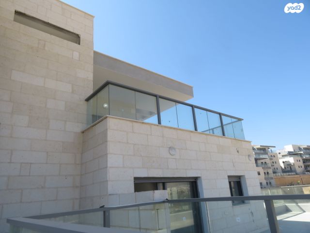 גג/ פנטהאוז, נחל שניר 3, רמת נבון . הר כרמי, כרמיאל