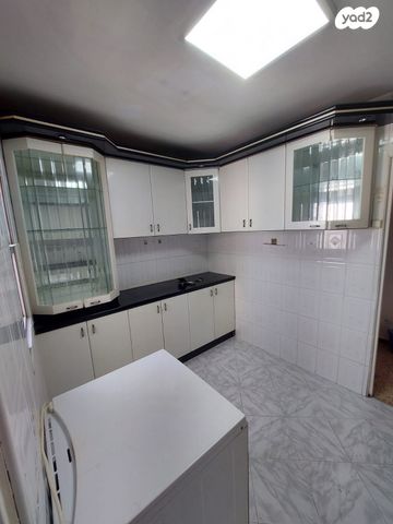 דירה, שדרות בן גוריון 28, בן גוריון, רמלה