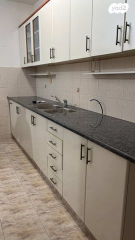 דירה, כיכר וייצמן 5, מרכז, קרית עבודה, חולון