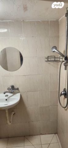 דירה, כנפי נשרים 40, קרית בורוכוב, רמת גן