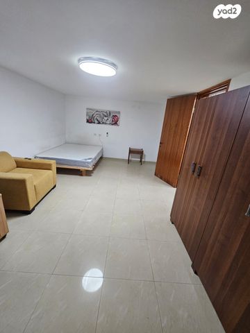 יחידת דיור, אברהם אבן שושן 34, נאות לון, באר שבע