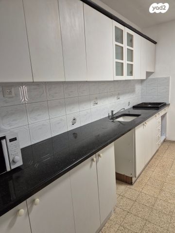 דירה, סוקולוב 86, אלון, רמת השרון