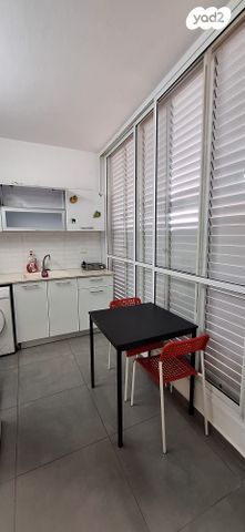 דירה, החשמל 18, נווה פז, חיפה