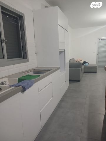 דירת גן, ירושלים 1, גבעת אוסישקין, נהריה