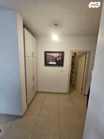 דירה, הרב אריה לייב קפלן 4, בן גוריון כנען, צפת