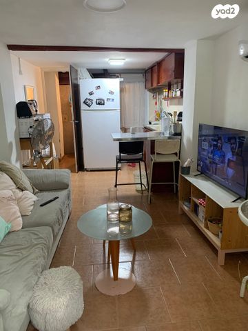 סטודיו/ לופט, יועזר 3, צפון יפו, המושבה האמריקאית-גרמנית, תל אביב יפו