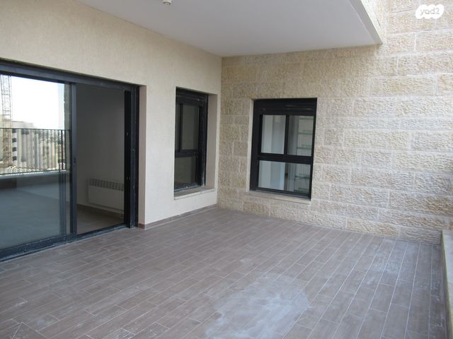 דירה, יצחק ארנסט נבנצל 1, מורדות ארנונה, ירושלים