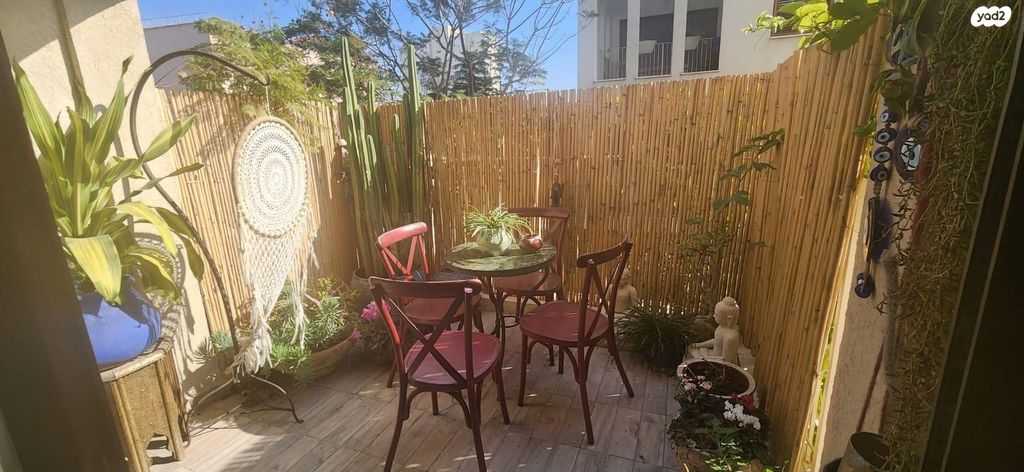 דירה, שטרנהארץ 1, עג'מי, גבעת העליה, תל אביב יפו