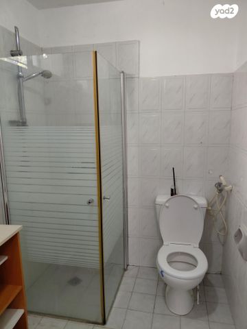 מרתף/ פרטר, אגס 3, נווה אילן - אזרחי, יבנה