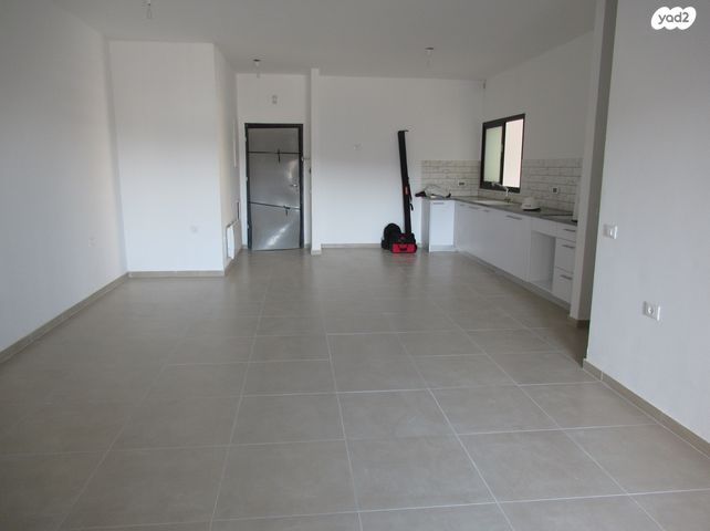 דירה, יצחק ארנסט נבנצל 1, מורדות ארנונה, ירושלים