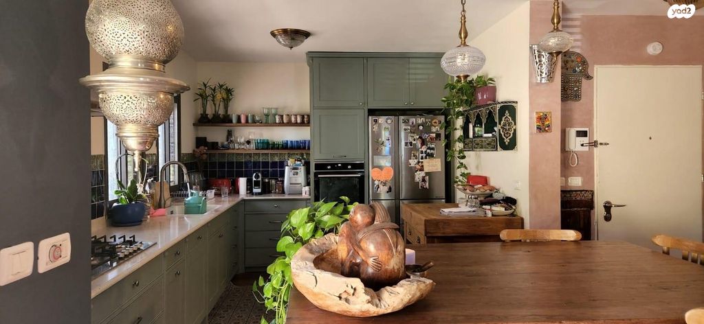 דירה, שטרנהארץ 1, עג'מי, גבעת העליה, תל אביב יפו