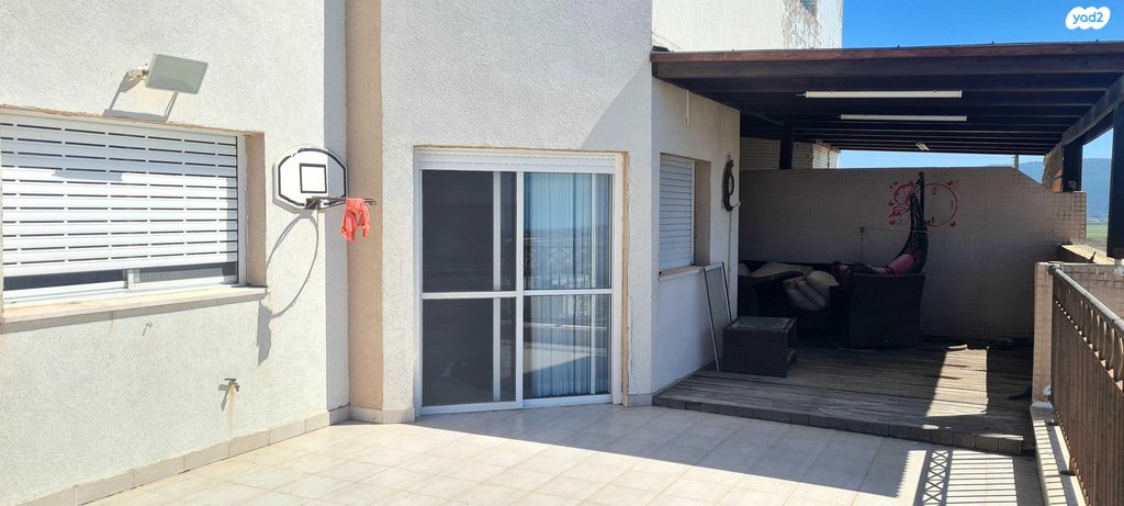 גג/ פנטהאוז, אתא 1, בית וגן, קרית אתא