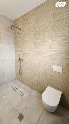 דירה, סמולנסקין 5, אחוזה, חיפה