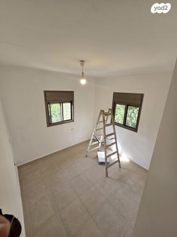 דירה, יצחק שדה 9, קרית הפרחים - 2005, רעננה