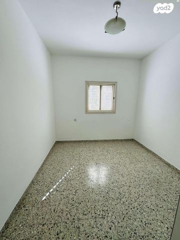 דירה, יהודה לייב פינסקר 9, רסקו ב', חולון