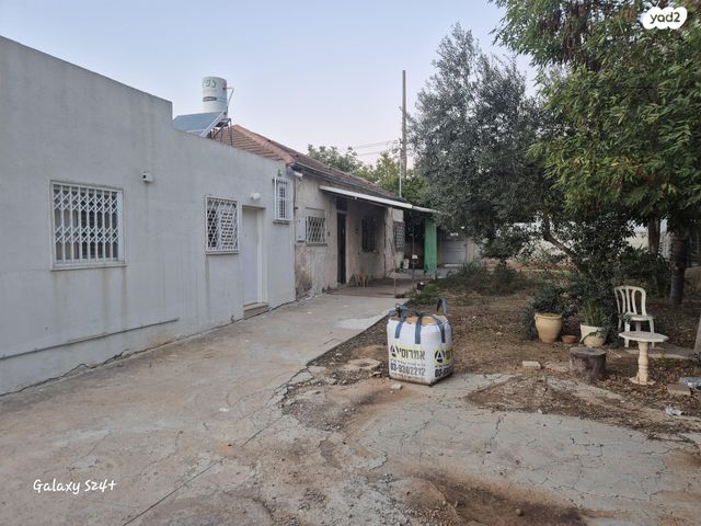 בית פרטי/ קוטג', הגפנים 6, כפר סירקין, כפר סירקין