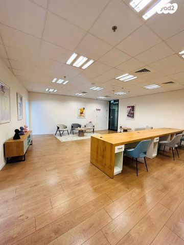 משרדים, בר כוכבא 23, אזור תעשיה צפון, בני ברק