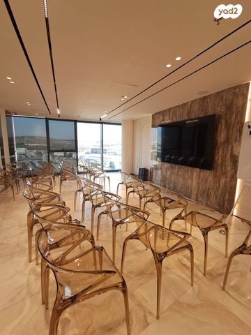 משרדים, החרט 1, מרכז עינב, מודיעין מכבים רעות