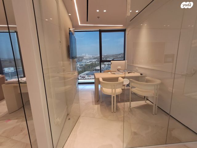 משרדים, החרט 1, מרכז עינב, מודיעין מכבים רעות