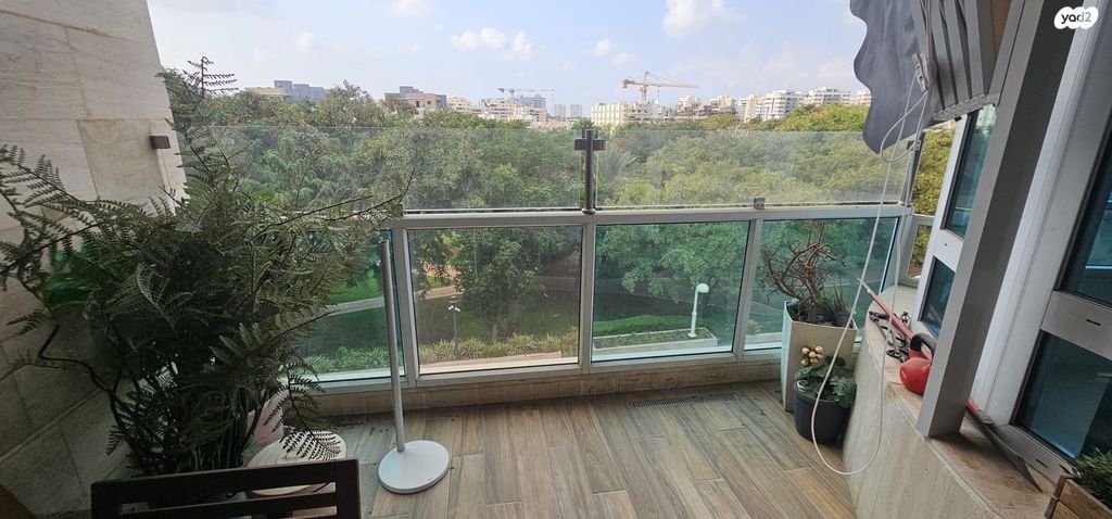 דירה, קרית אונו