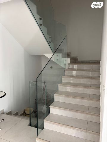 בית פרטי/ קוטג', רוטשילד, שאר העיר, קדימה צורן