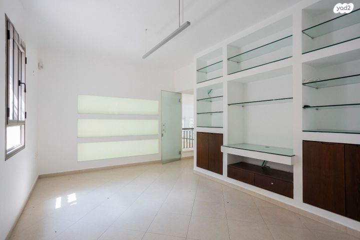 בית פרטי/ קוטג', גבעת טל, ראש העין