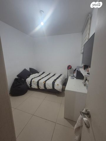 דירה, ריה"ל, אירוס, ירוחם