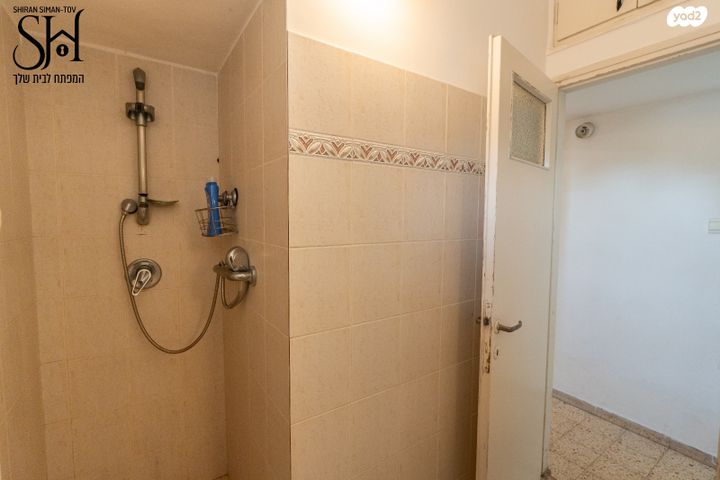 דירה, רחבעם זאבי, גרין ועם, חולון