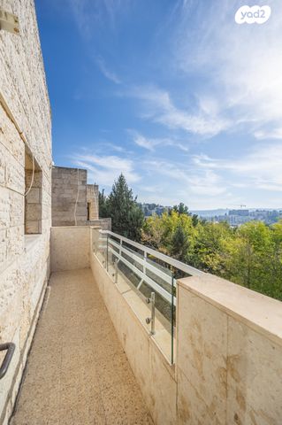 דירה, יהודה בורלא, ניות, ירושלים