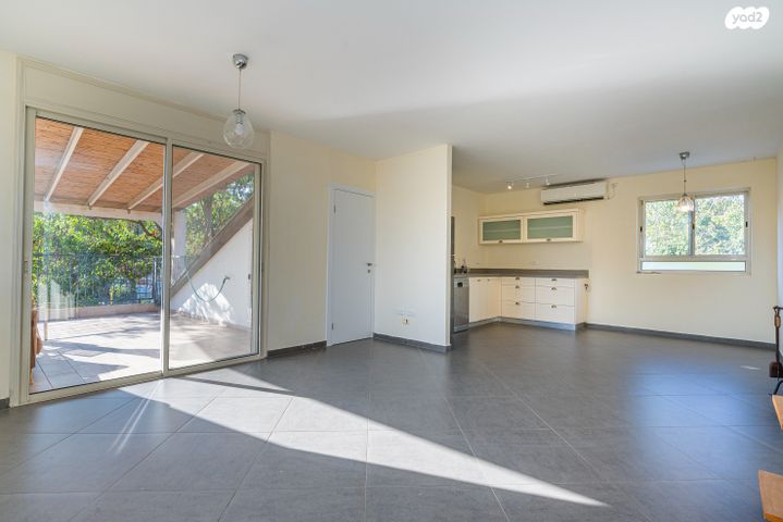 בית פרטי/ קוטג', הדסים, נווה אשר, פרדס חנה כרכור