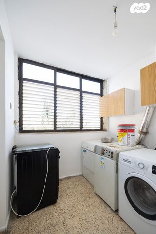 דירה, יהודה בורלא, ניות, ירושלים