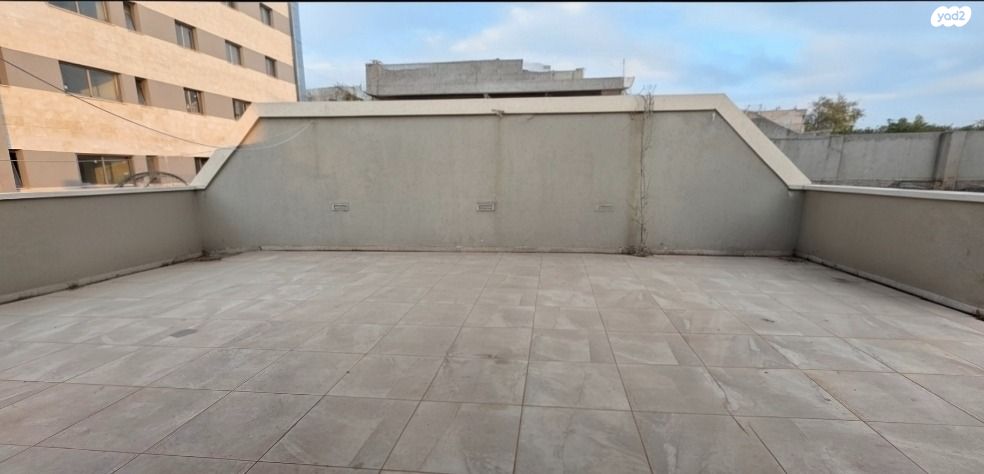 גג/ פנטהאוז, רמב"ם, מרכז דרום, רעננה