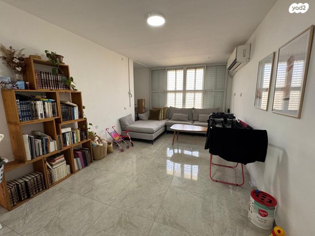 שדרות דוד המלך 27