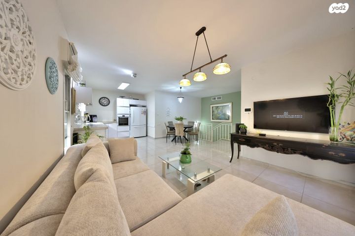 דירת גן, אלכסנדר זייד, קרית חיים מזרחית, חיפה