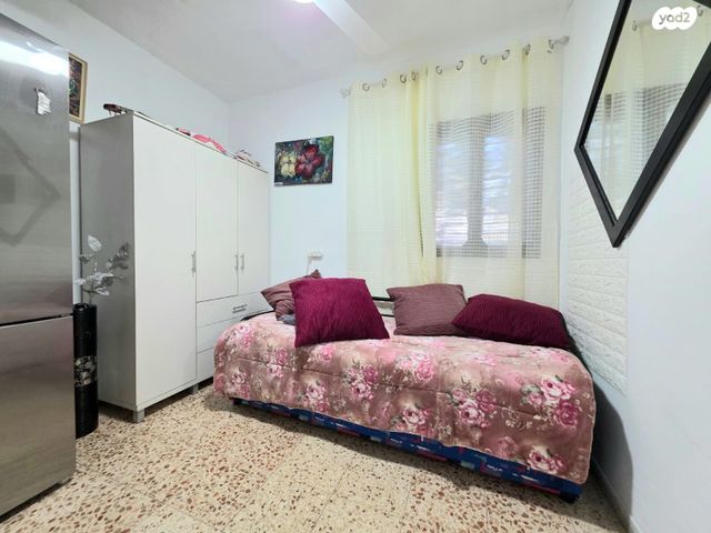 דירת גן, שיכון ג, טבריה