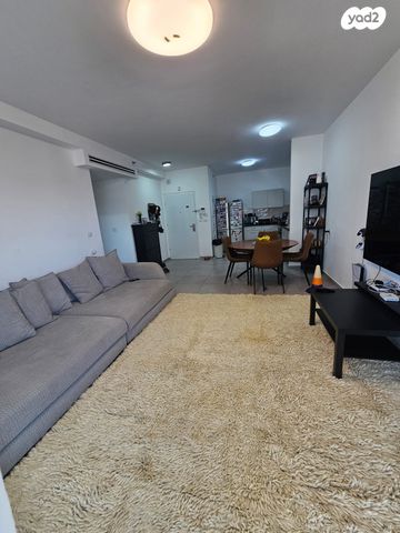 דירה, ליבנה 10, יצחק שמיר, נהריה