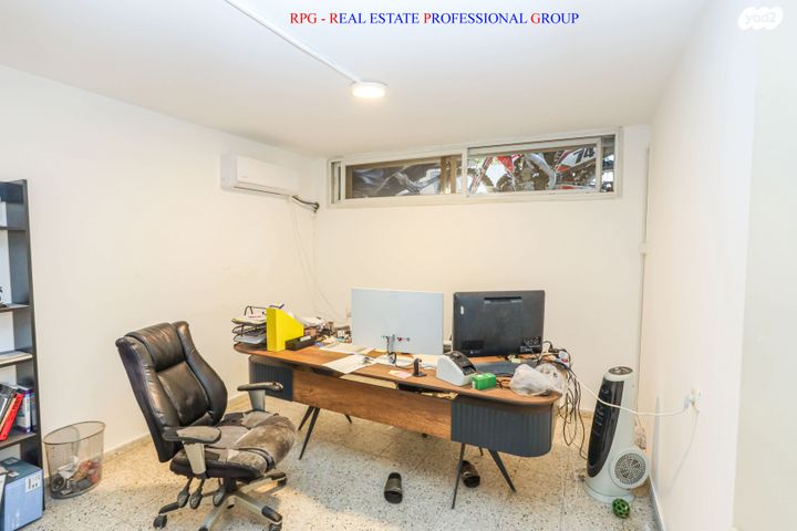 בית פרטי/ קוטג', דילה רינה יוסף, שיכון דן, נווה דן, תל אביב יפו