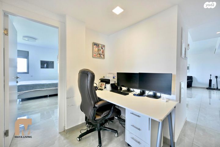 דירה, נאות רבין, יבנה