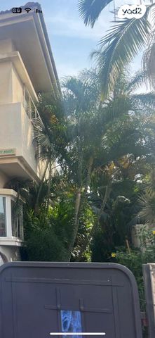 קרית אליהו גולומב