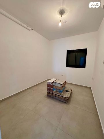 דירה, תוצרת הארץ, נחלת יצחק, תל אביב יפו