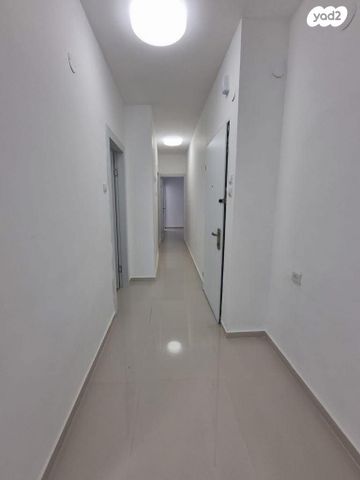 דירה, שדרות הרצל 44, המרכז האזרחי, רמלה