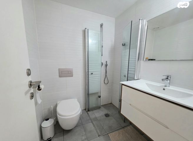 דירה, מסריק 12, רוטשילד עצמאות, בת ים